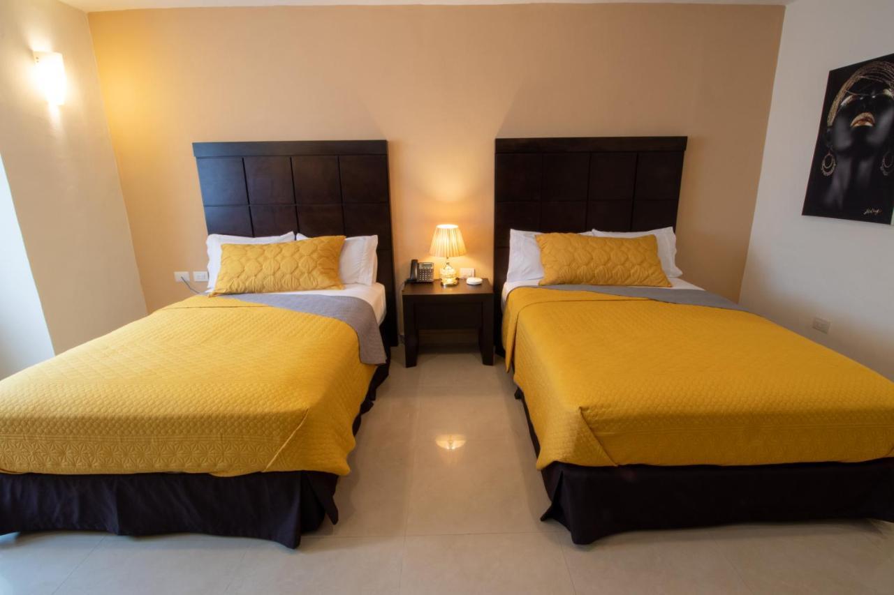 Hotel Villas Segovia Suites Playa Del Carmen Zewnętrze zdjęcie